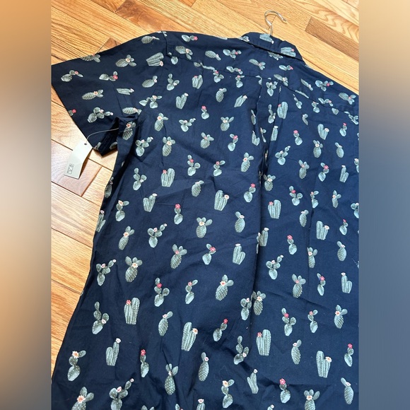 Cactus button down - Picture 2 of 3